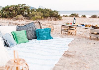Ibiza beagain Youri Claessens Beach Picnic