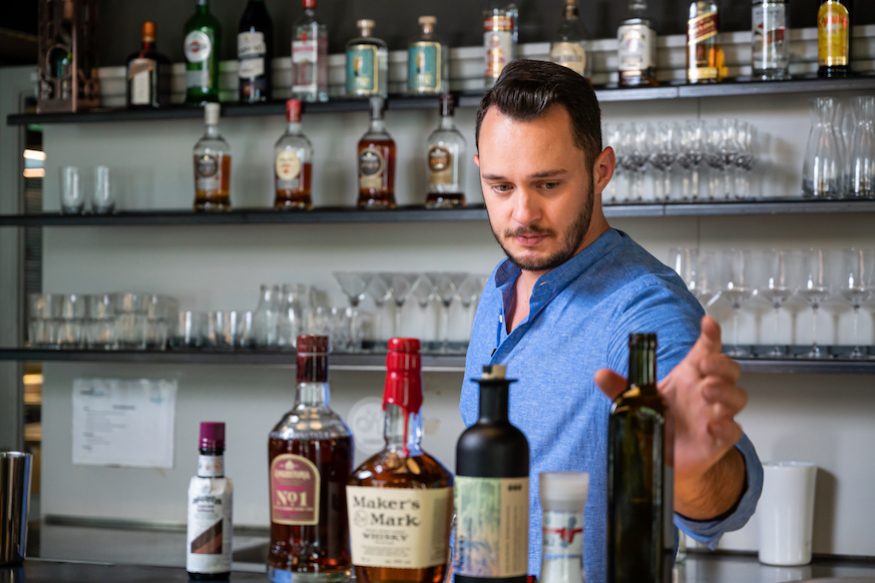 David Penker Barchef Bar Campari Wien Falstaff Bartender des Jahres Angostura Cocoa Bitters Thomas Dröszler Spirit