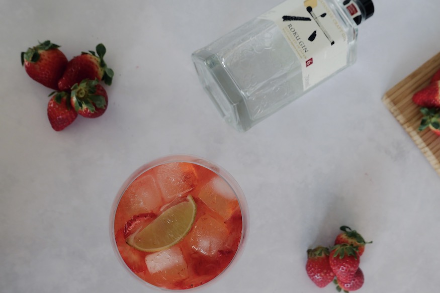 Roku Gin Tonic Strawberry Flatlay