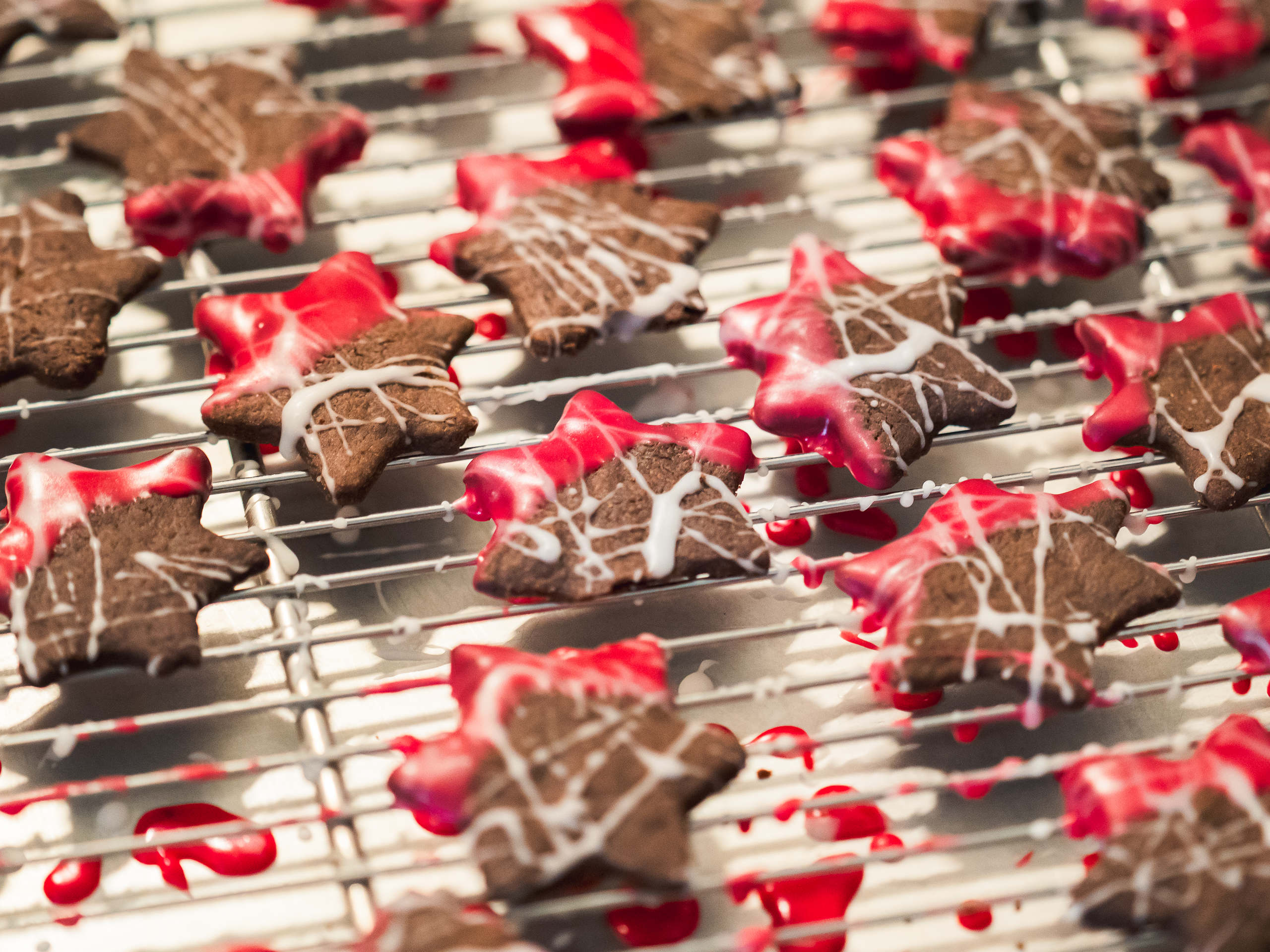 Suhl Gunslingers Cookie Mix American Football Christmas Black Red Stars