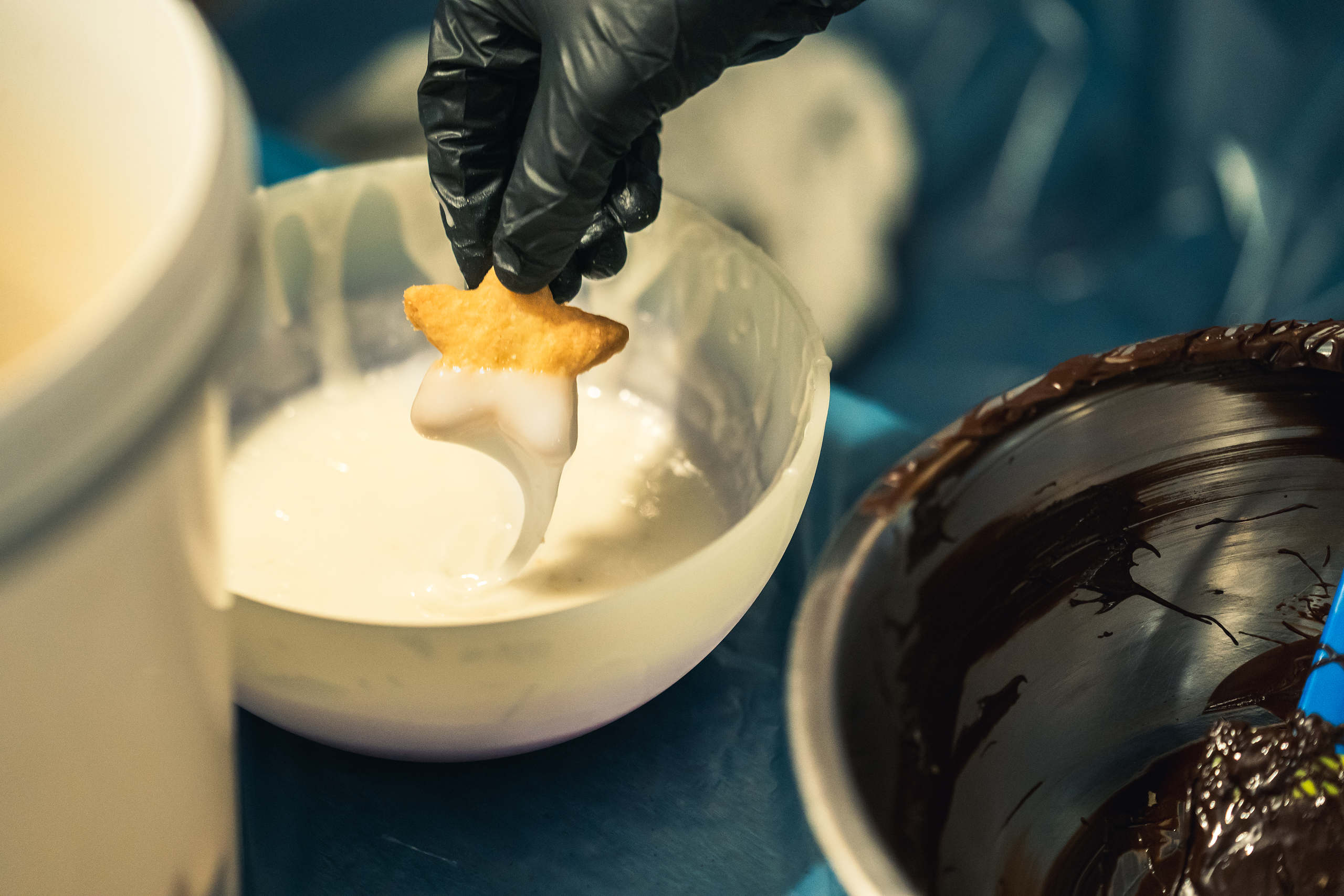 Suhl Gunslingers Cookie Mix American Football Christmas Dipping White Stars